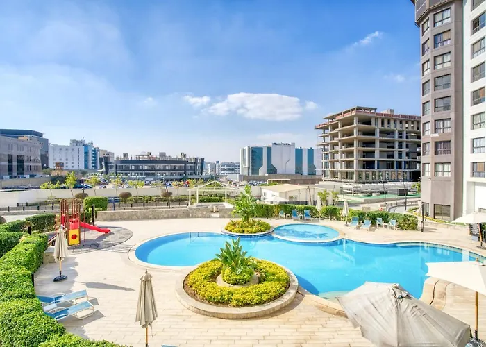 Lofts By Elegant Hospitality - Across Auc